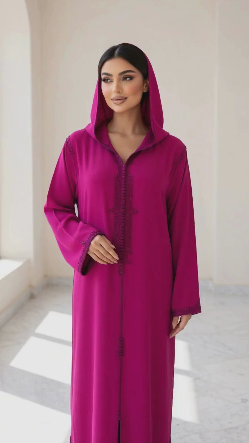 جلابة "الفوشيا" العصرية - شياكة يومية بلمسة تقليدية