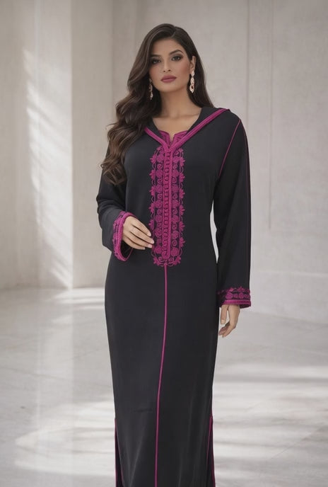طقم الجلابة والقفطان "نسمة" الوردي مع الأسود - أناقة عصرية وشياكة يومية